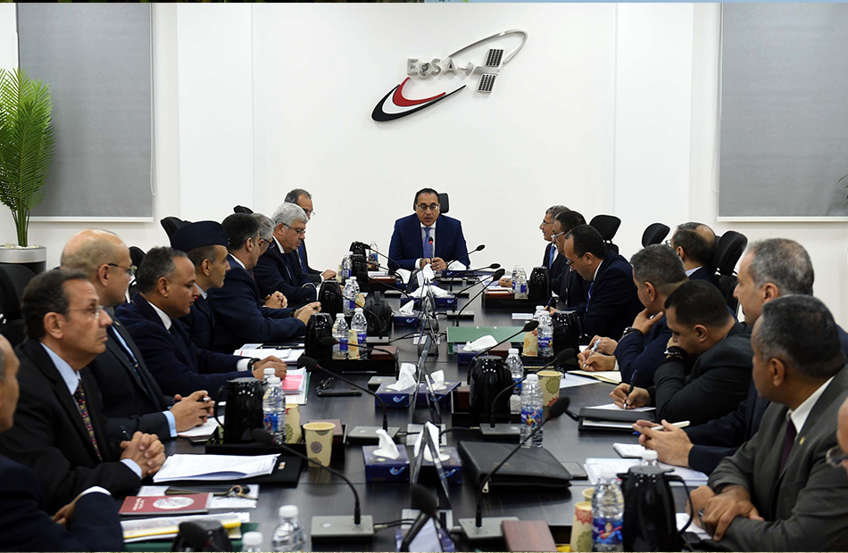 رئيس الوزراء يترأس اجتماع مجلس إدارة وكالة الفضاء المصرية