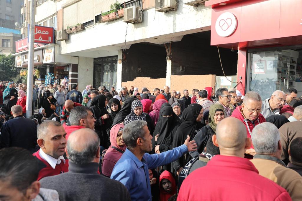 توافد الناخبين بكثافة على لجان أحياء القاهرة للتصويت بالانتخابات الرئاسية